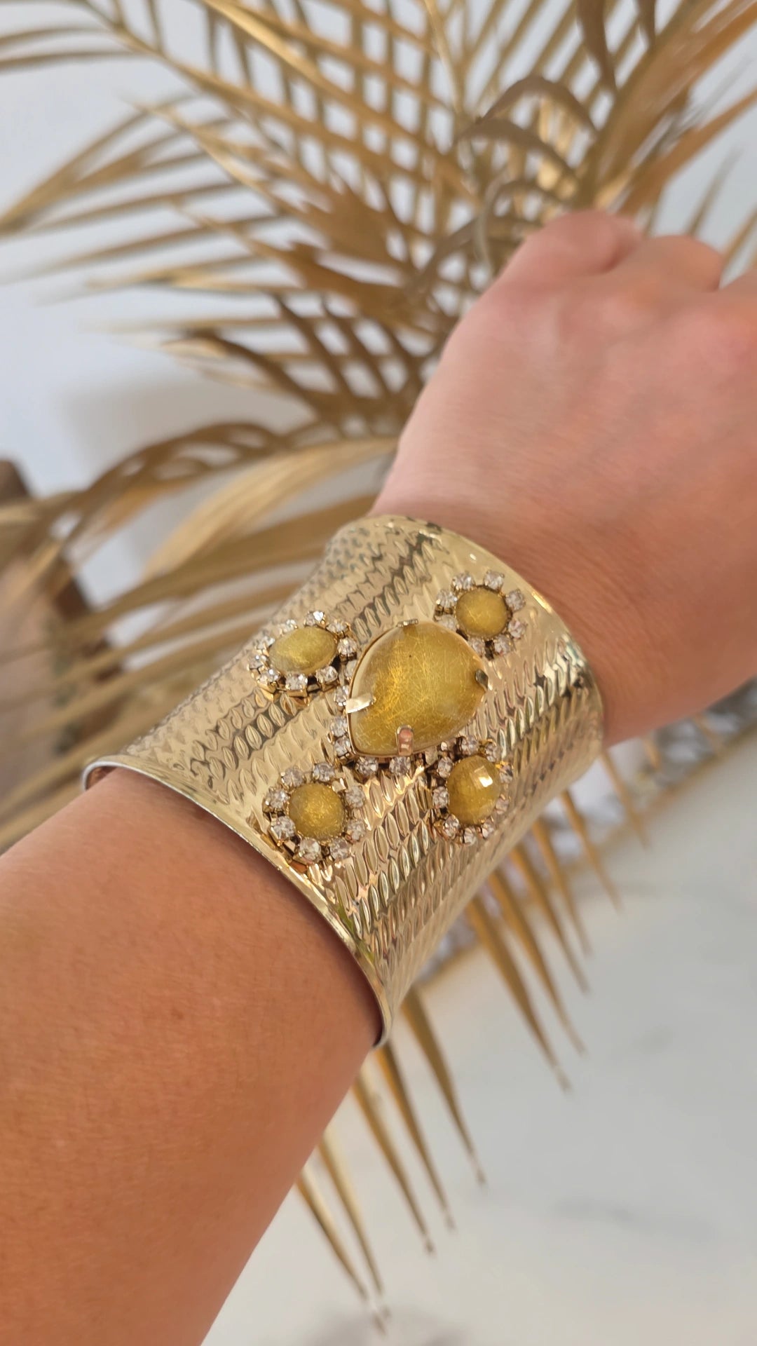 Beauty Cross Cuff