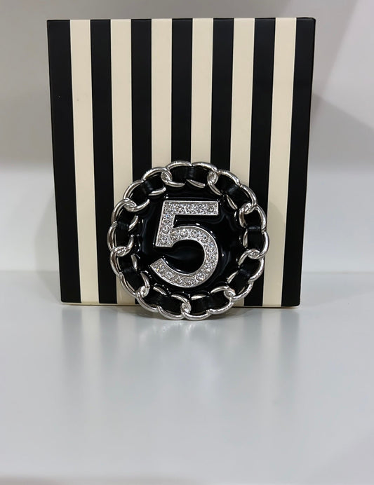 No 5 Phone Holder