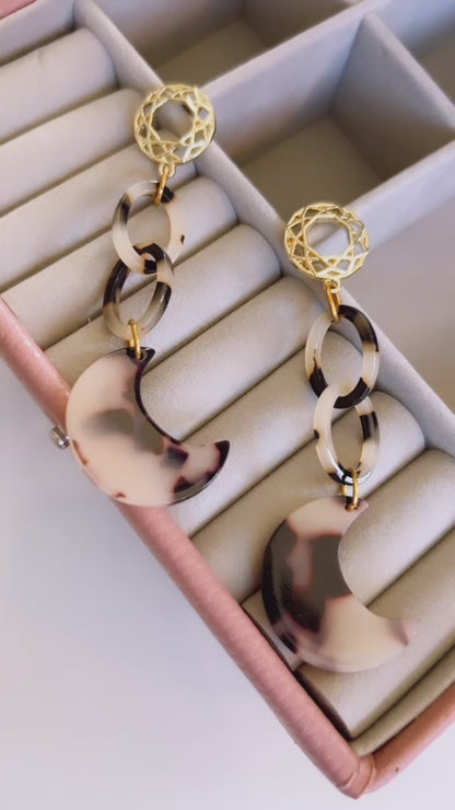 Halfmoon Tortoise Earrings