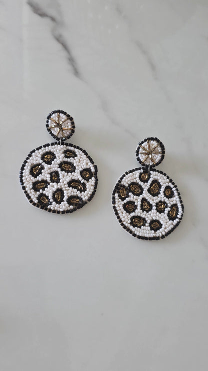 Mía Earrings